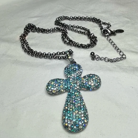 Real Collectibles by Adrienne Pave Cross Pendant with Chain - Picture 4 of 6